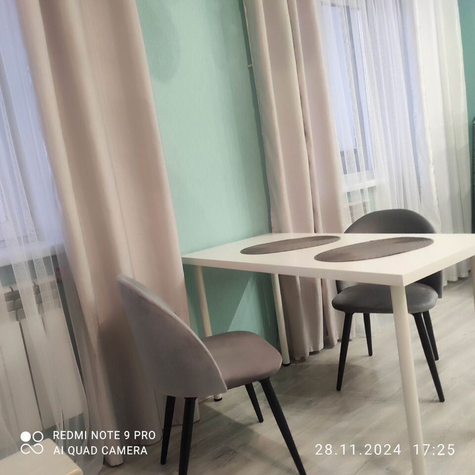 Студия с новым ремонтом в центре